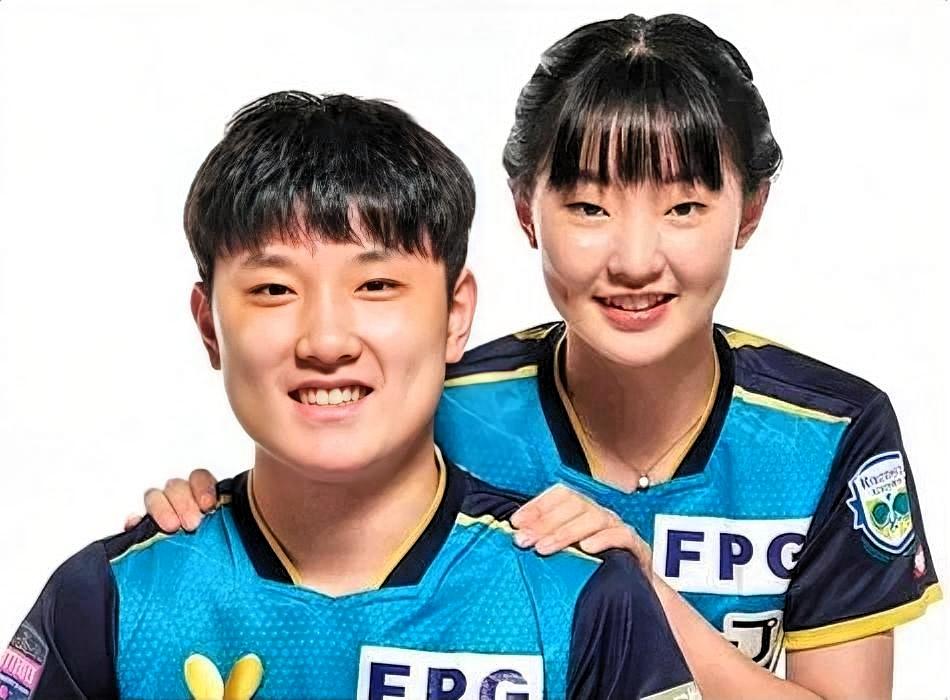 伦敦世乒赛华裔球员挑大梁的21支球队：

日本男女乒：张本兄妹
德国男女乒：邱党