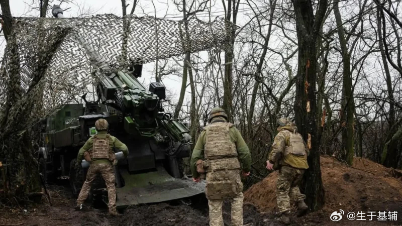 【乌国防军解放了几乎整个第聂伯罗州】网页链接乌克兰总参谋部作战部主任科马连科少将