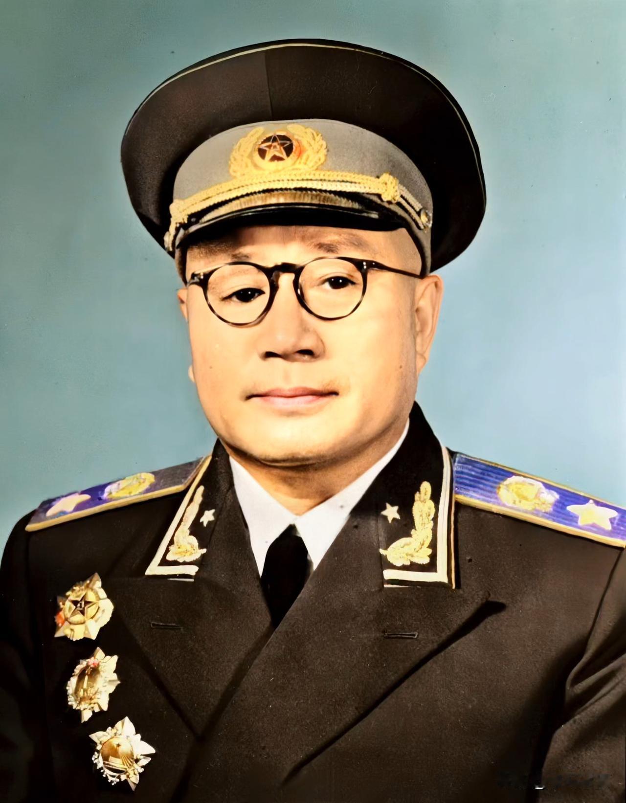 🍁他常说：“我这一生，若有半点成就，皆是党与毛主席领导所赐。此生愿做毛主席的小