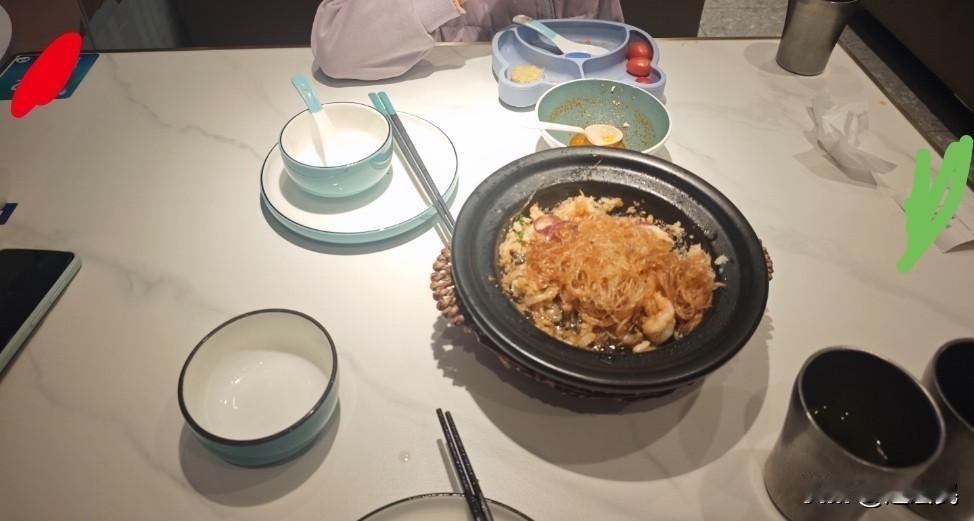 带孩子出来旅游的，今天晚饭没再吃西贝了，从西贝门口路过也没吃，短时间内也不再吃了