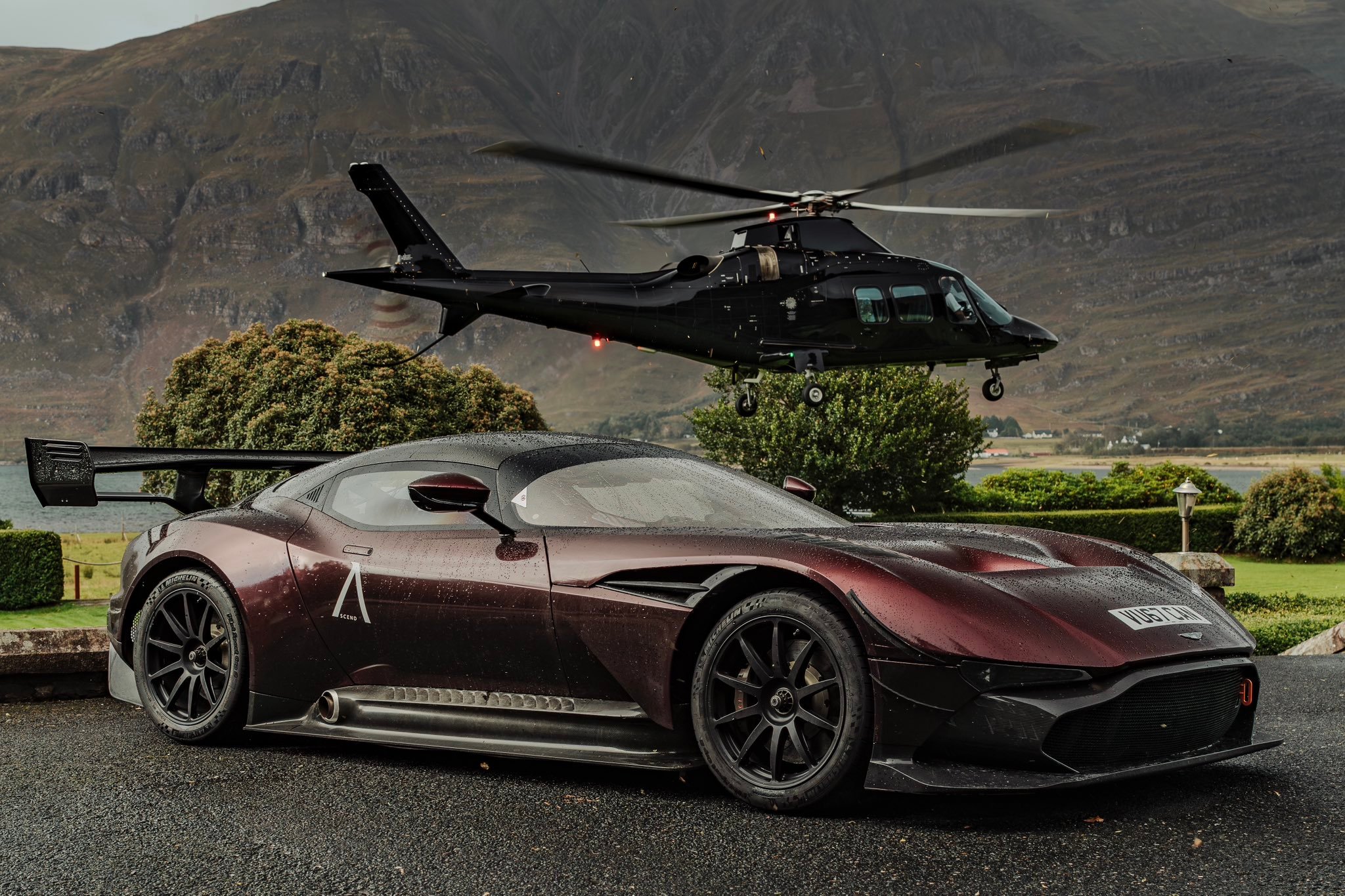 Aston Martin阿斯顿马丁astonmartin 这场车友聚会阵容OK不