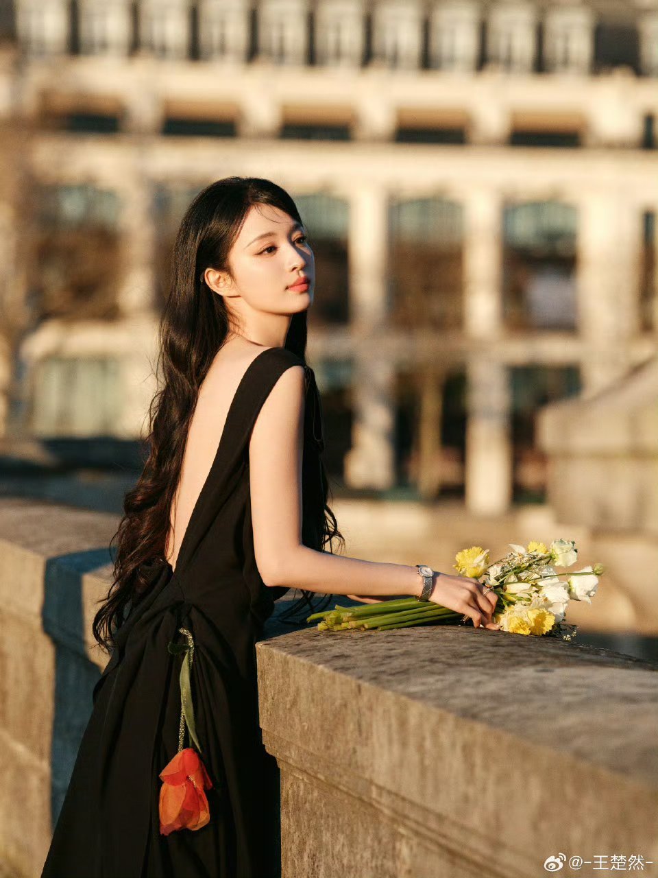 王楚然Dior大秀出妆🚢儿这个美!!!!无考察期空降迪奥品牌大使的含金量不用多