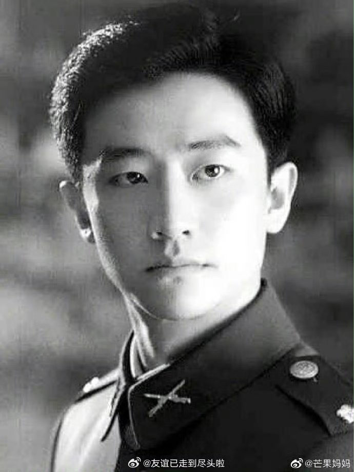 玉兰花开君再来或将年底开机网传杨紫《玉兰花开君再来》接触黄轩，或将年底开机，期待