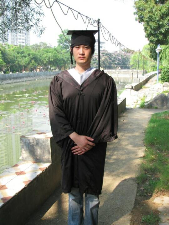 带你看看广西医科大学15年前的毕业照什么样