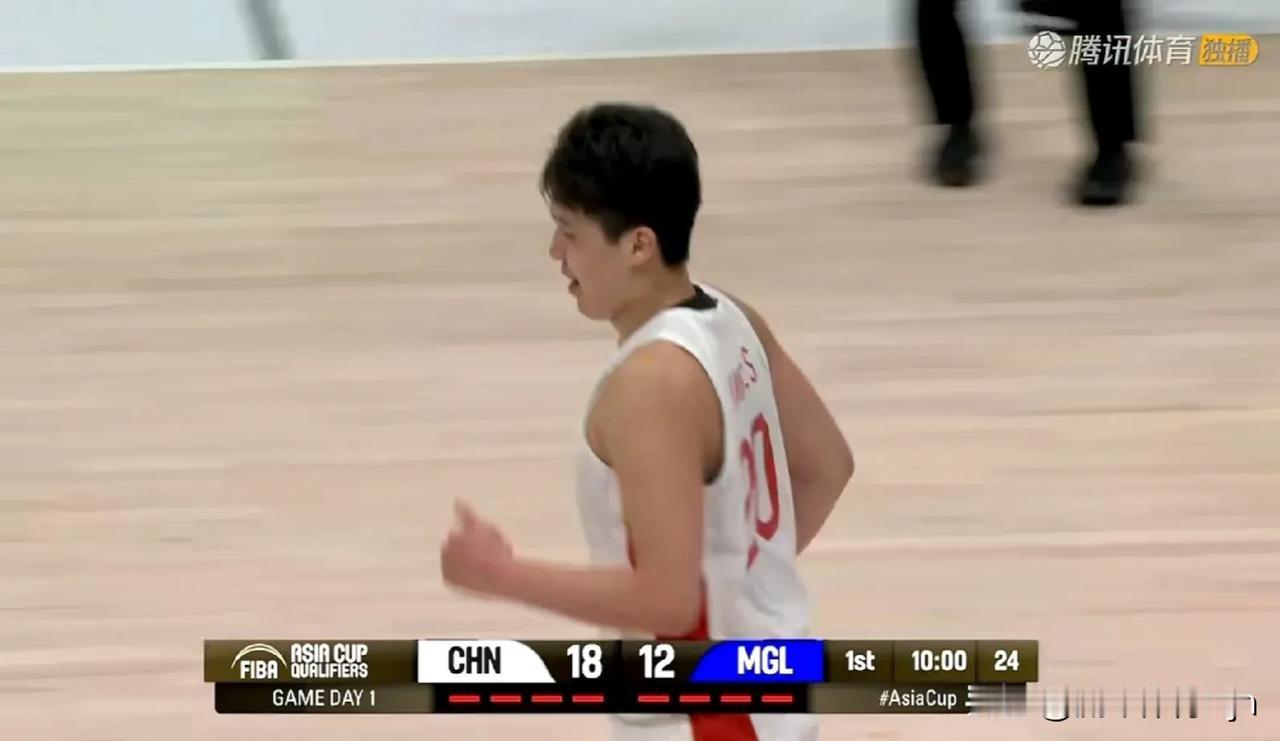 中国男篮80：49轻取蒙古队，本场比赛这3人的表现让人惊喜。

1. 新星杨瀚森