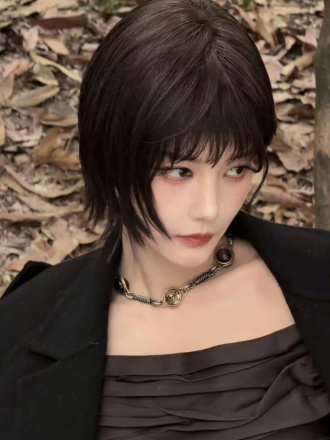 短发李一桐 芭比娃娃短发的李一桐，每一帧都是心动的信号，太美了