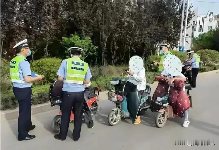 得不到人民支持的法律就应该废除，其存在合理性自当受到质疑，譬如关于电动车骑行未佩