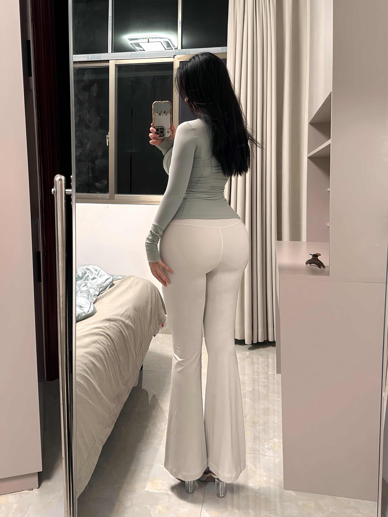 为啥有的人遇事稳如老狗
啥坎都能扛过去？
不是命好没麻烦，是心里练出了硬底气。