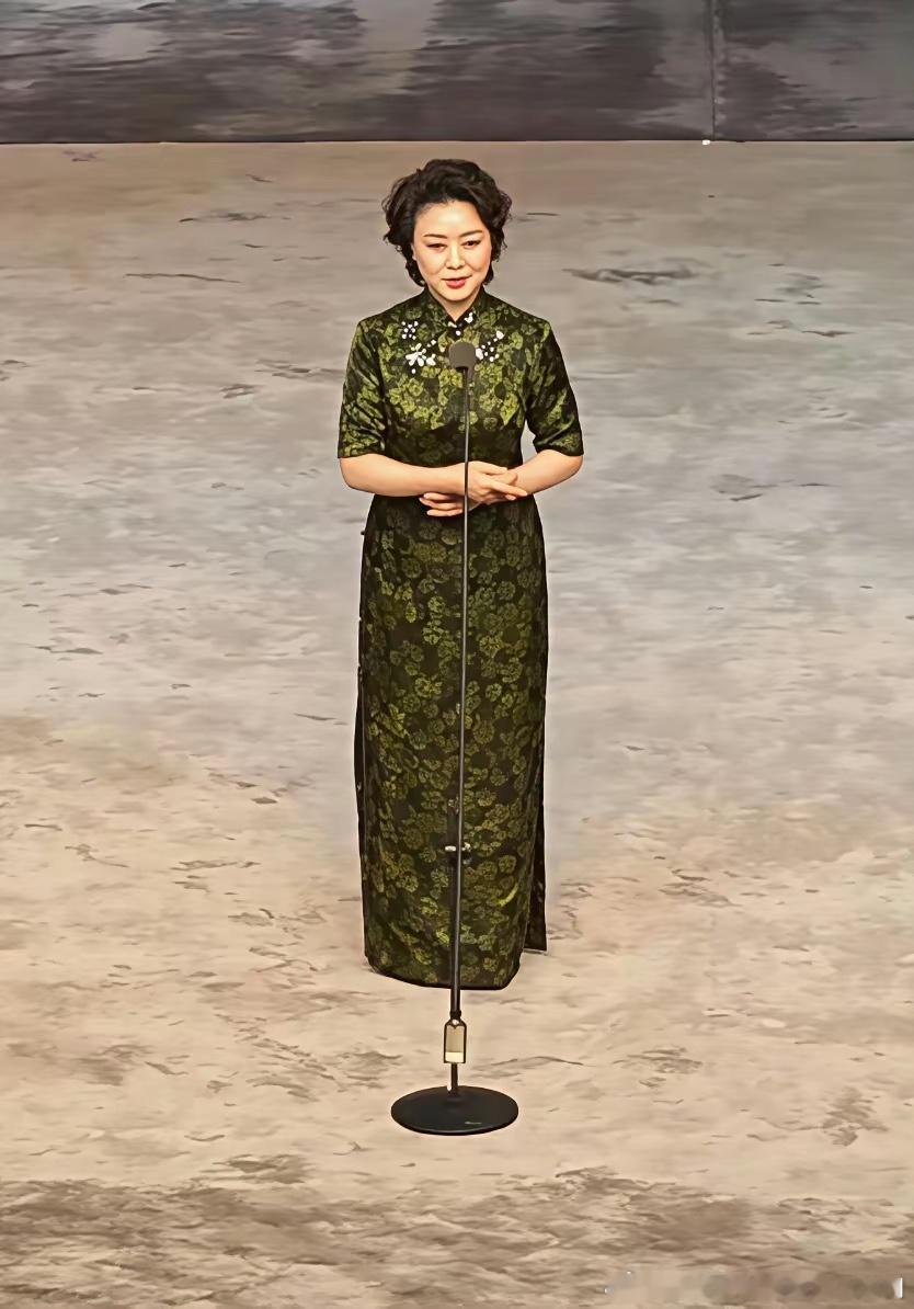 这是哪个摄像鬼才拍出来的 