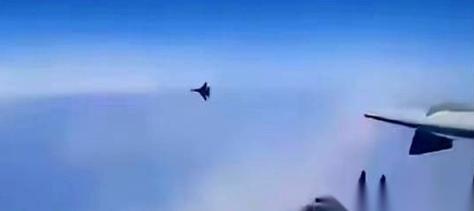 美军飞行员最崩溃的事，不是在雷达上看到我们的歼-20。
恰恰相反，是每一次，每一