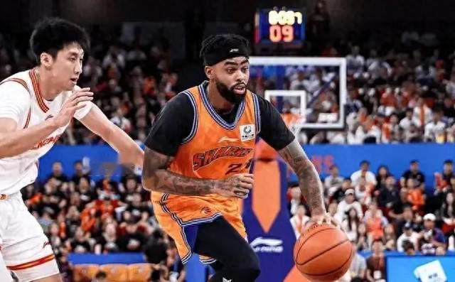 上海102-68深圳！拉塞尔23投7中！卢伟赛后这番话说的很实在