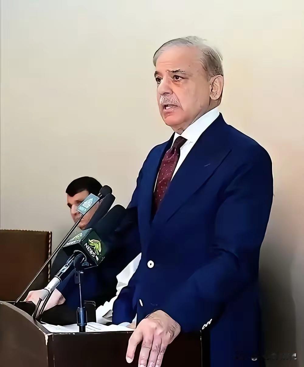 就在刚刚，巴基斯坦总理夏巴兹发布严正声明，2月27日，巴基斯坦总理夏巴兹发表声明