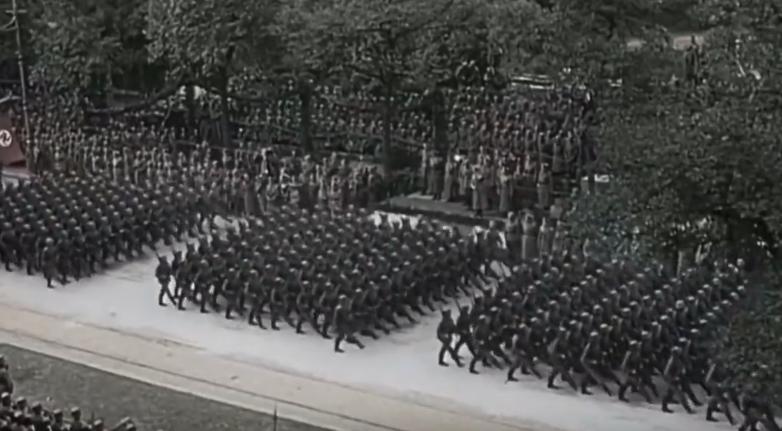 闪击苏联狂卷百万俘虏，希特勒一纸蠢令竟亲手放生苏军？
1941年初，纳粹德国统帅