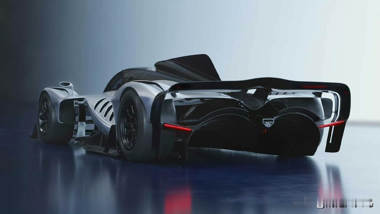 红牛RB17最终量产版设计公布 十分炸裂

比起概念版，排气管被放在了发动机盖的