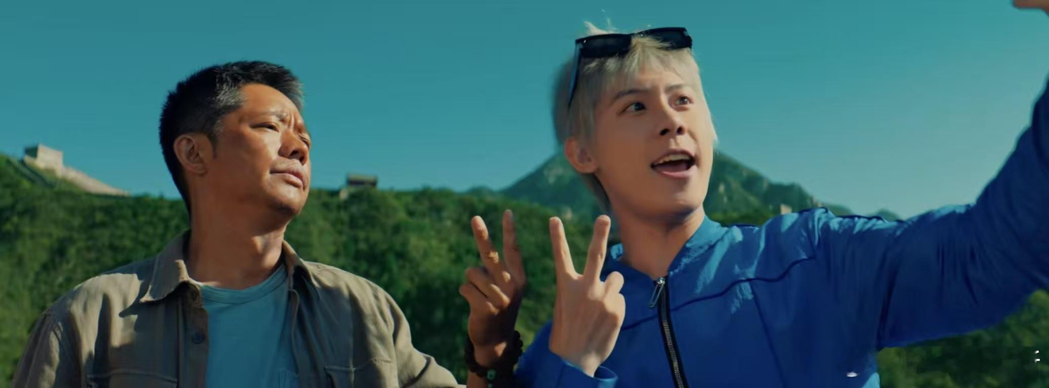周奇00后高能量路演的一天  周奇绝对就是把我整笑到了呀，没有想到他作为一个00