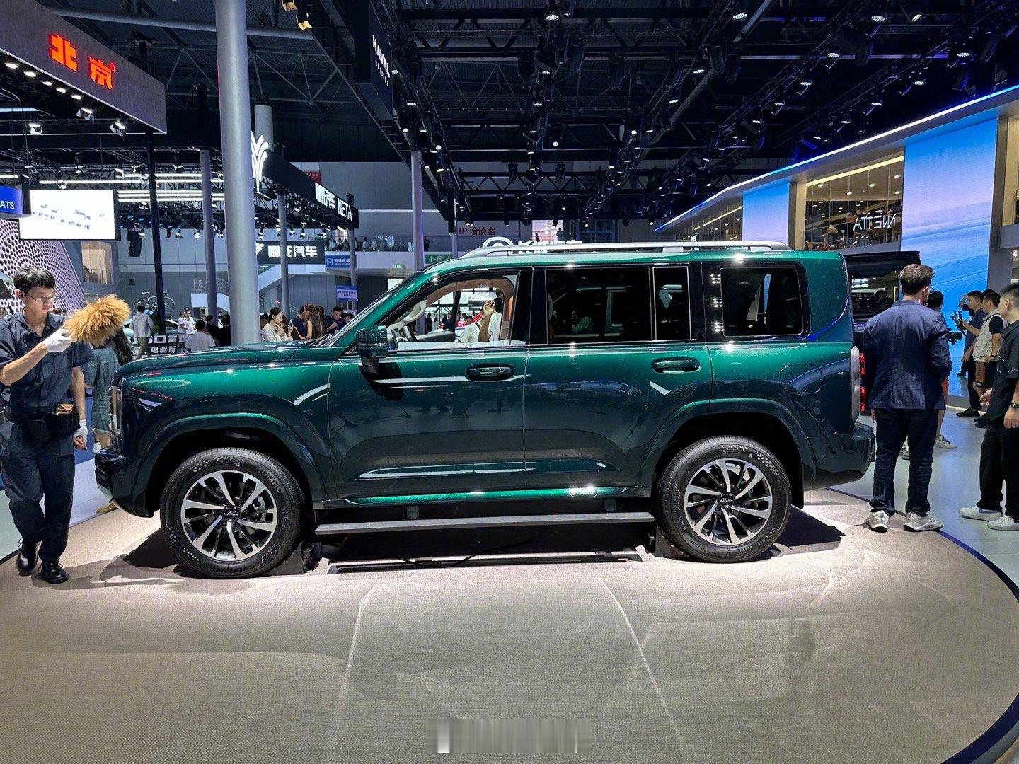 #2024成都车展# 备受瞩目的二代哈弗 H9来了，成都车展开启预售，探境版20