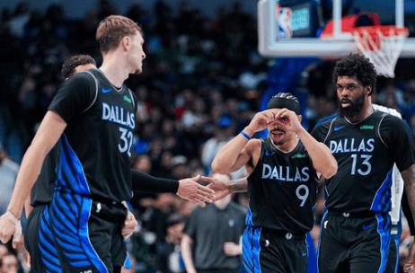 浓眉弗拉格合砍48分，独行侠内线得分74命中率近六成创赛季新高，完爆申京亚当斯的