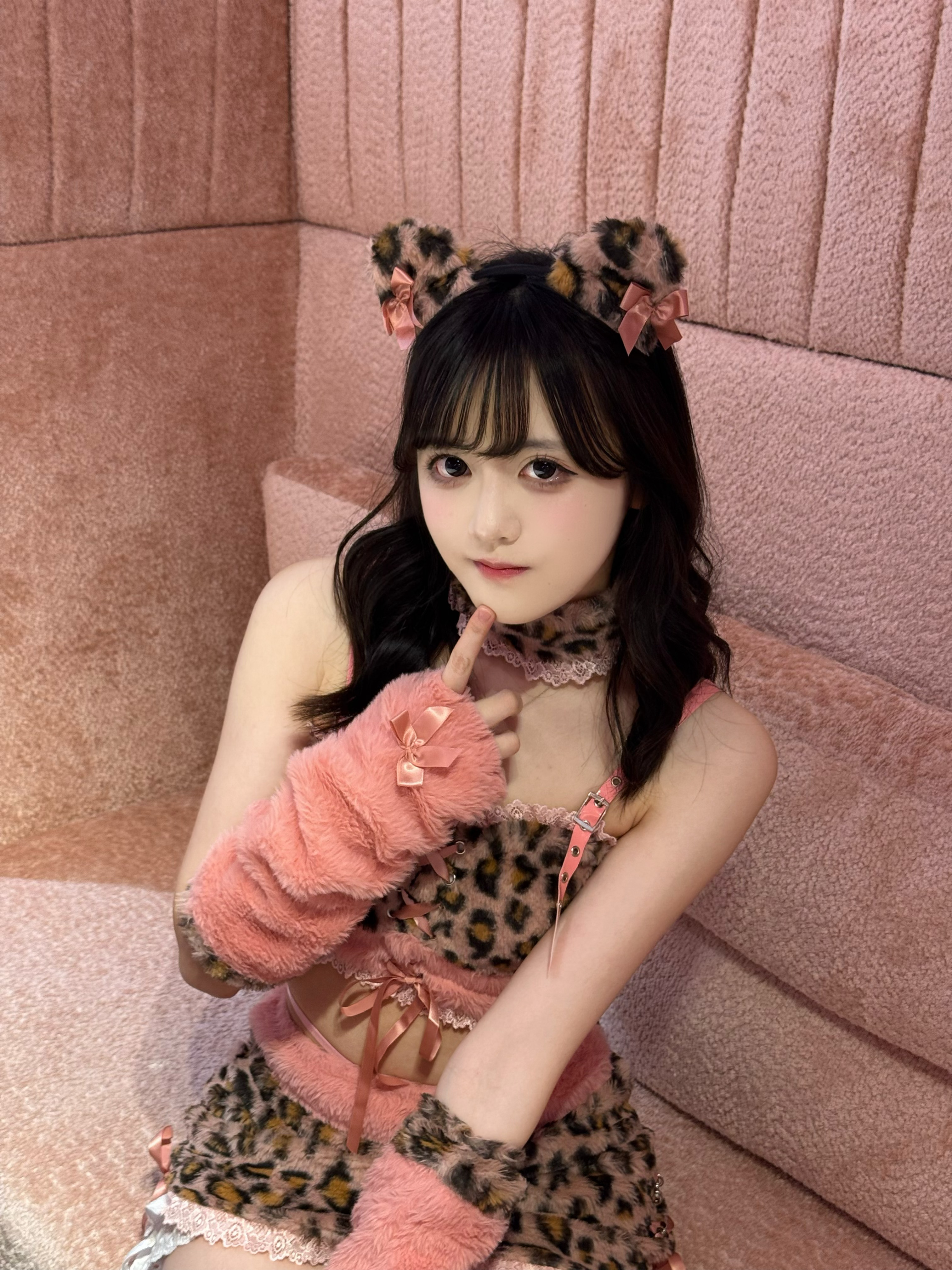 在吗？其实我是急支糖浆那只豹子，我来追你了🐆 