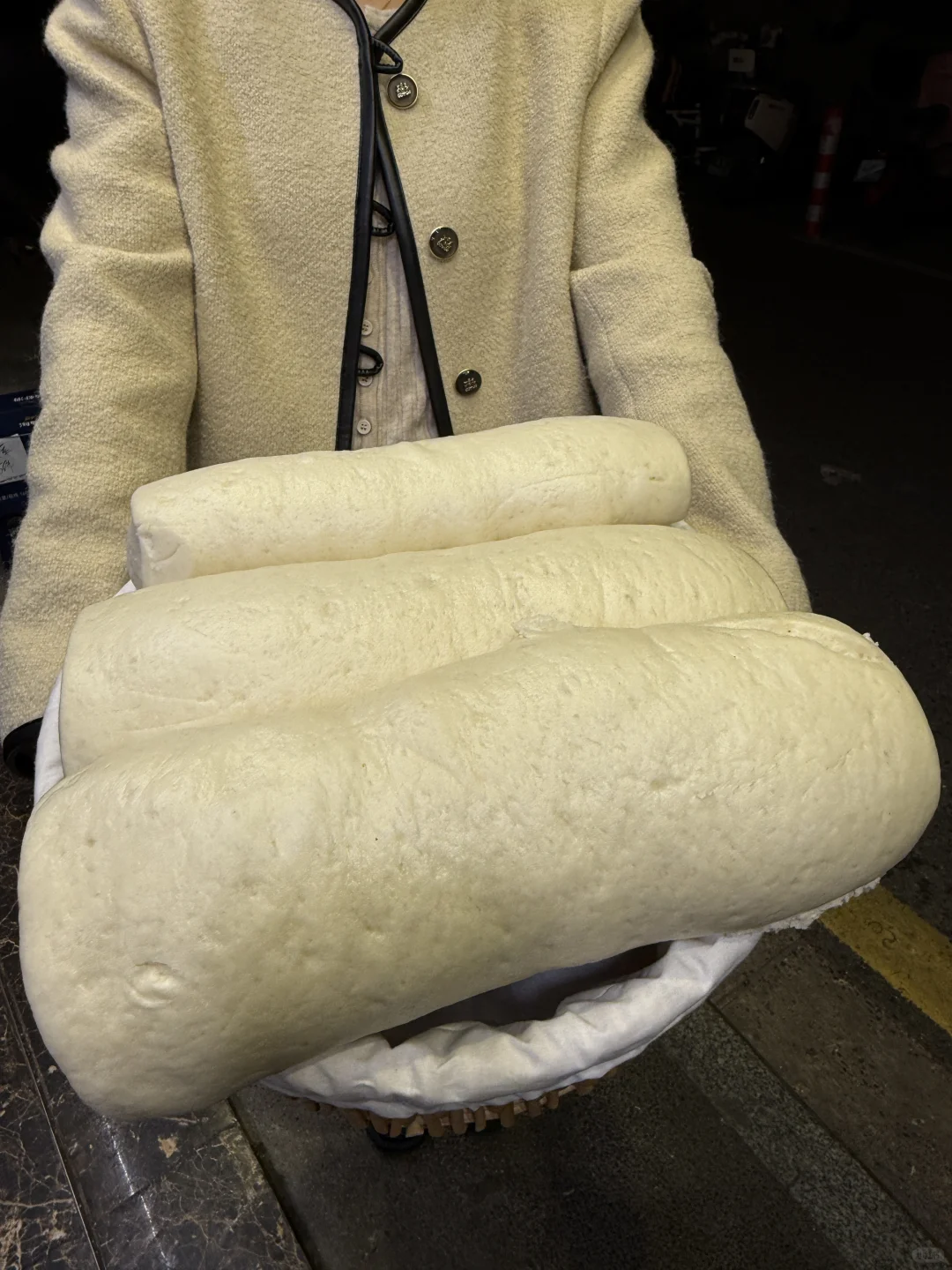 今天减肥…晚上只吃了一个馒头😅