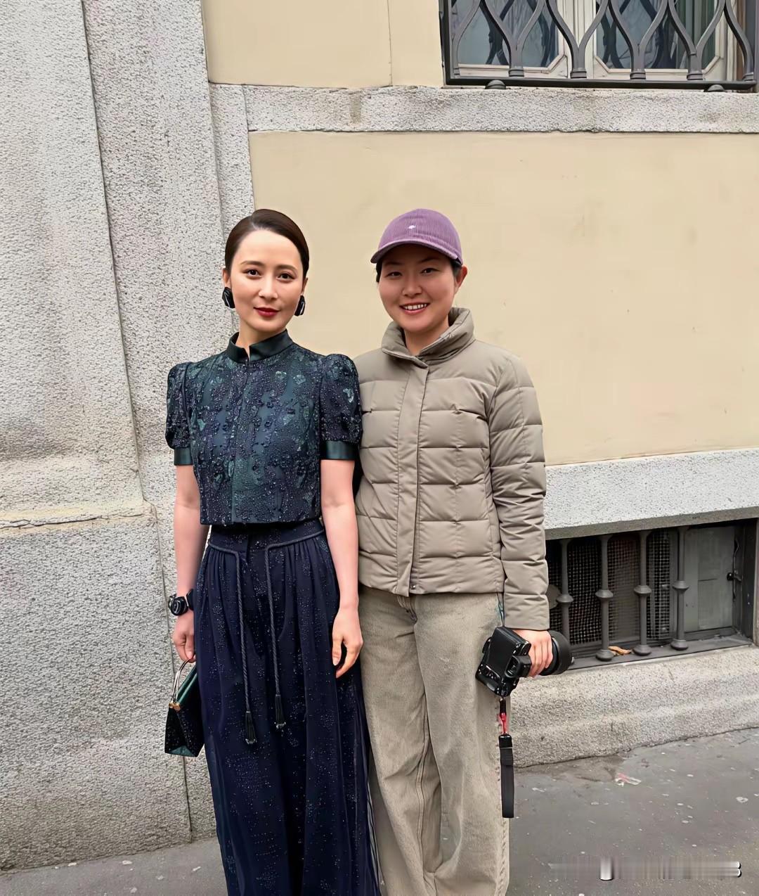 女神老了还是法拉利级别的，鹅蛋脸，大眼睛，樱桃嘴，虽然有法令纹，但皮肤还比较紧致
