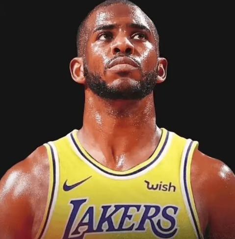 保罗意难平啊!前NBA球员保罗在一档播客节目中谈到当年那笔被否决的将自己送往湖人