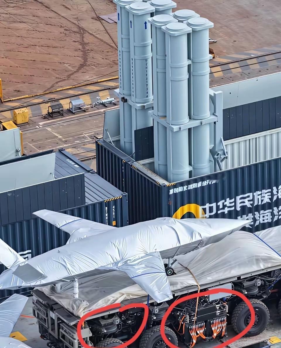 之前还在说这是电影道具的人，这下脸疼不疼？
我一开始也跟着瞎乐，以为真是什么剧组