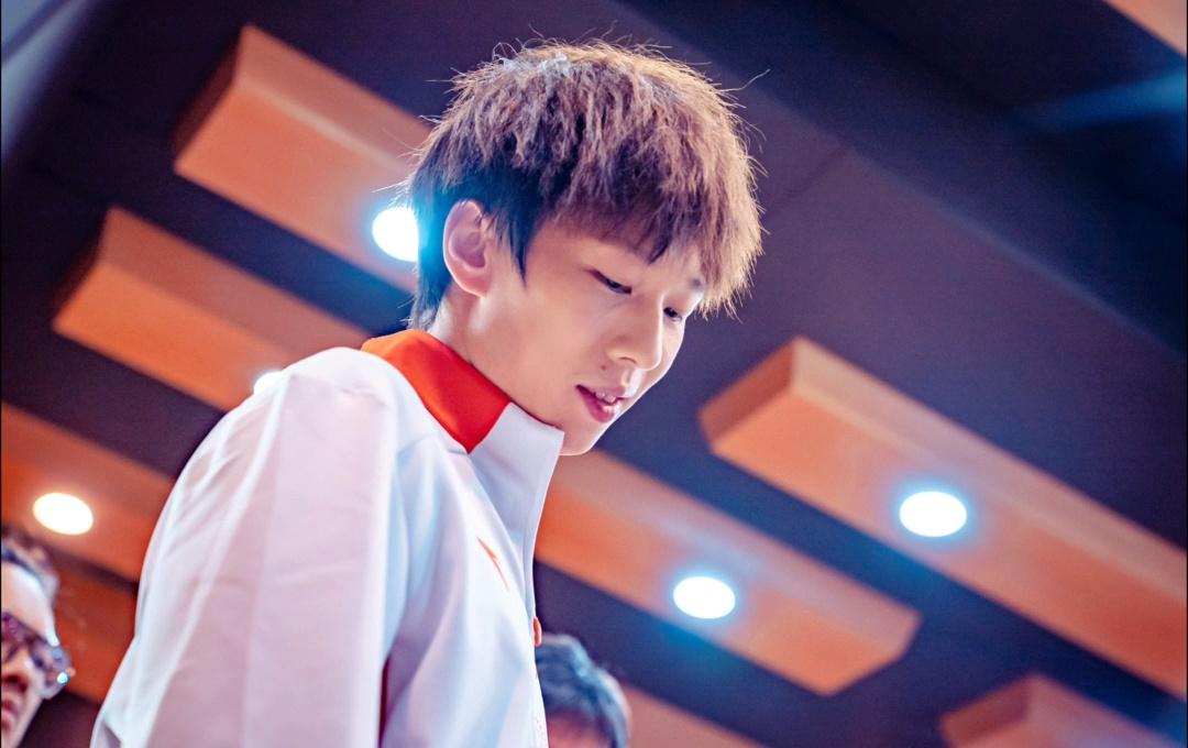 “被林高远的帅气与活力狠狠打动”😆

cr/大狗山娃（任钢）🎥

林高远 ?