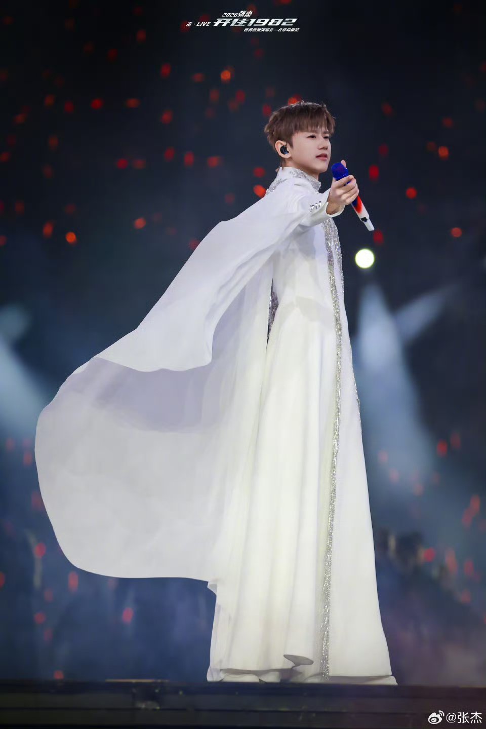 张杰鸟巢演唱会探班直播居然要去探班张杰啦～这次探班直播会有什么惊喜？坐等“张列车