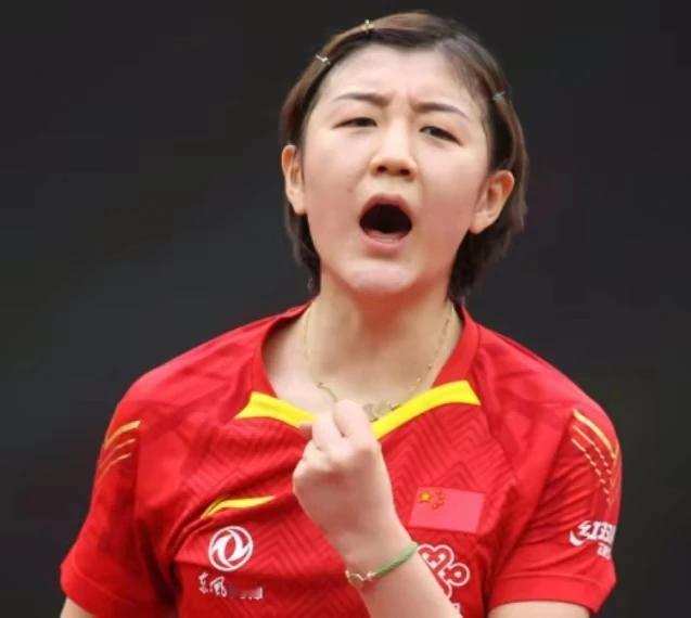 沙特大滿贯女单决赛在陈梦与孙颖莎之间进行，两人是老对手，东京奥运会，陈梦击败孙颖