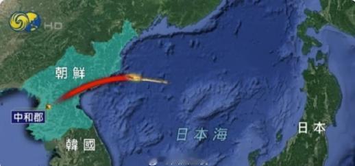 这边特朗普打算去韩国访问，结果韩国突然说朝鲜突然搞了波导弹发射！

这事儿首先是