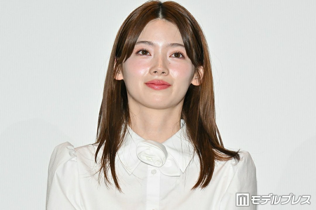日娱新闻西野七瀬 菅野美穗、西野七濑、南琴奈等人于2月23日出席了在东京举办的双