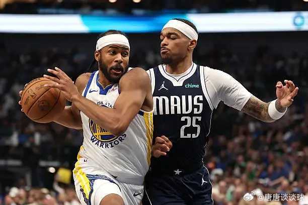 3月24日勇士后卫穆迪在对阵独行侠的常规赛比赛中遭遇重伤。据勇士跟队记者Anth