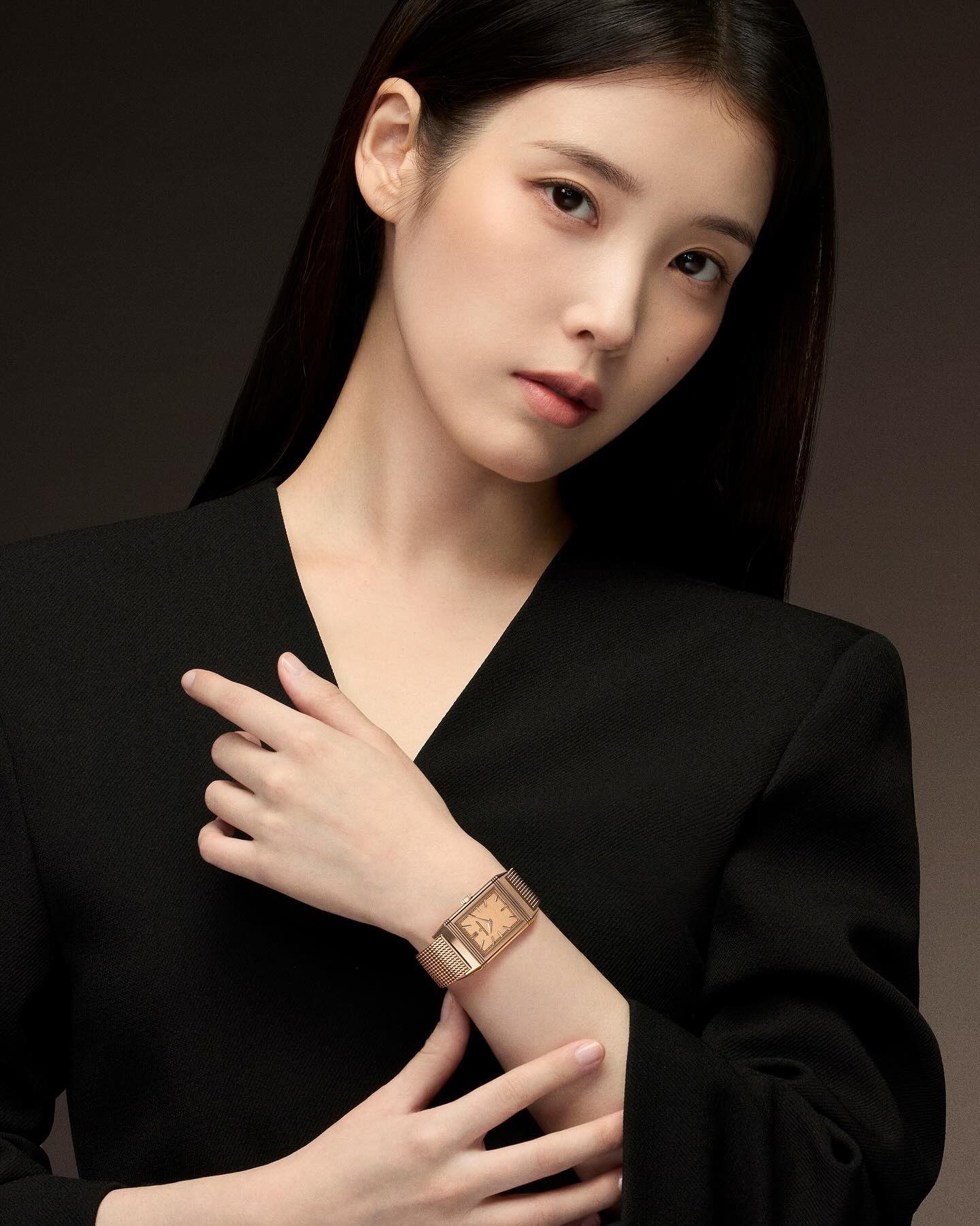 260707 IU X 积家采访IU：要说那种大家不知道的动力其实有点难，但大家