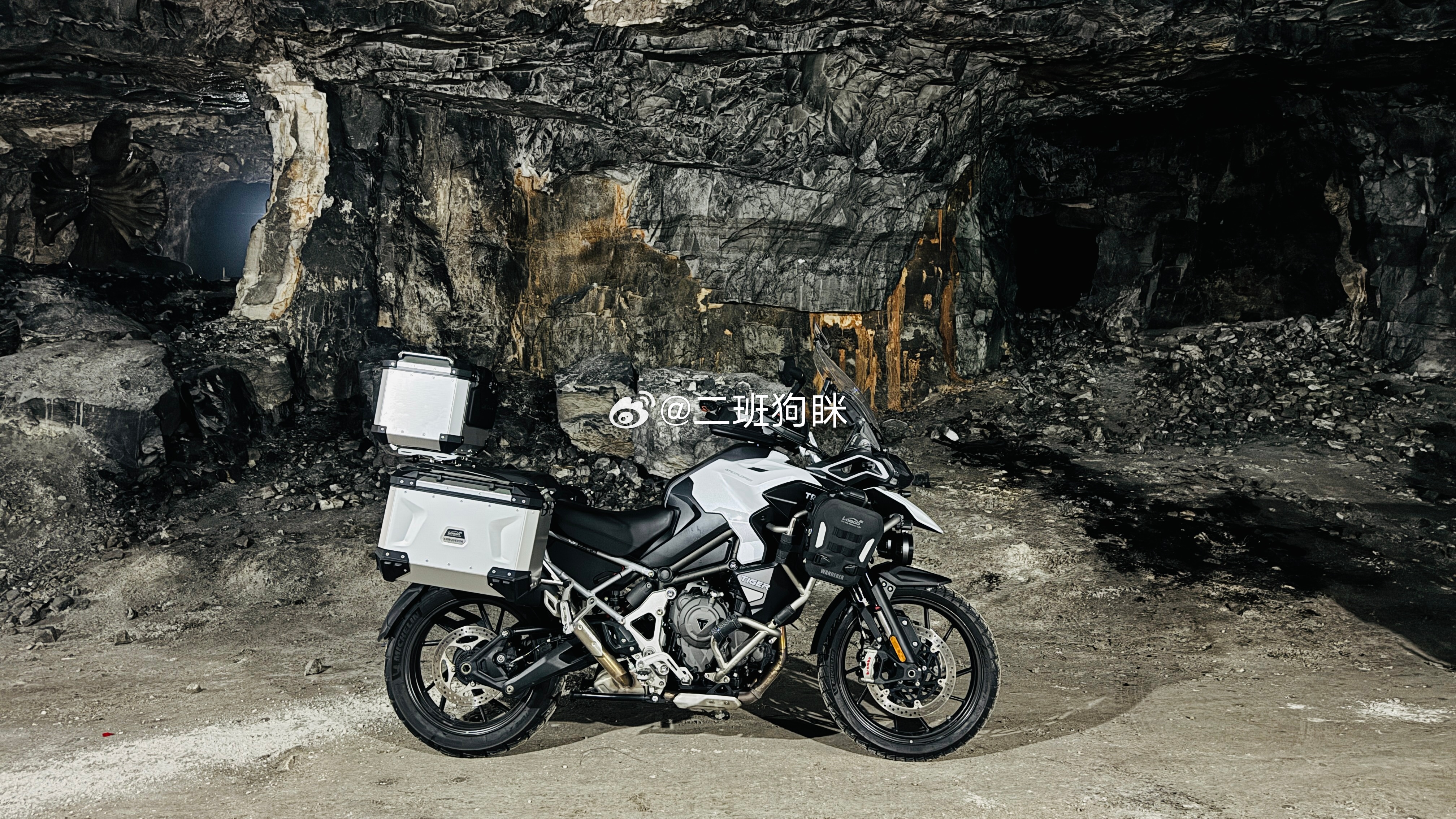 开春溜溜车，准备发新疆开启欧亚摩旅了。我和汽车的日常狗眯的壮游之旅摩托车 保定·