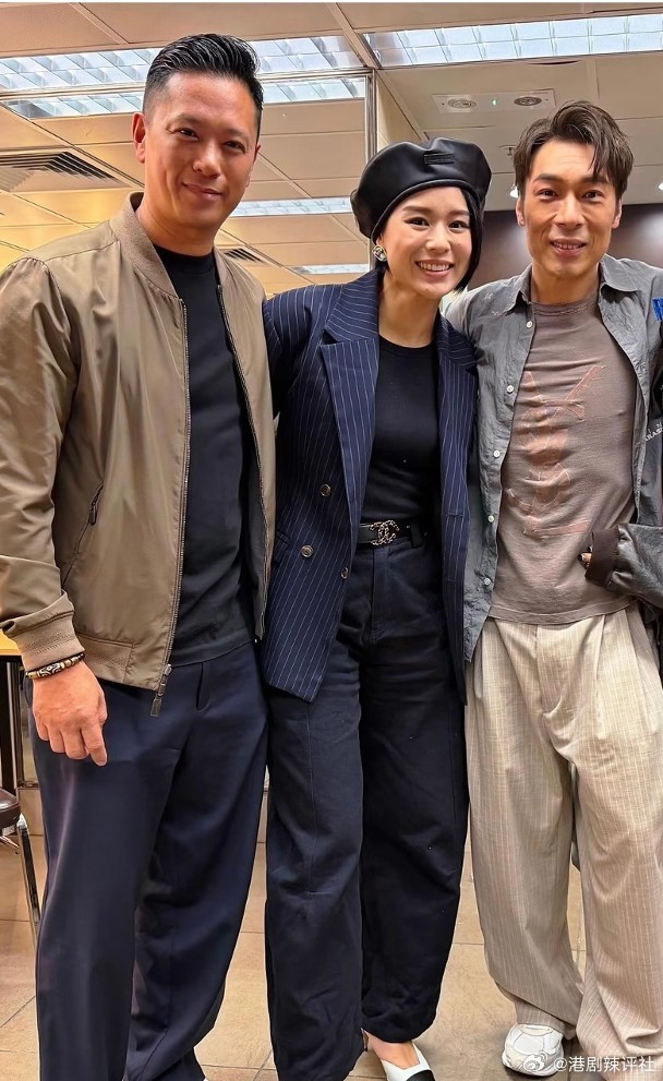 歌手許志安相隔11年再踏上紅館舉行演唱會，每晚台上嘉賓都有驚喜，其演唱的海量金曲