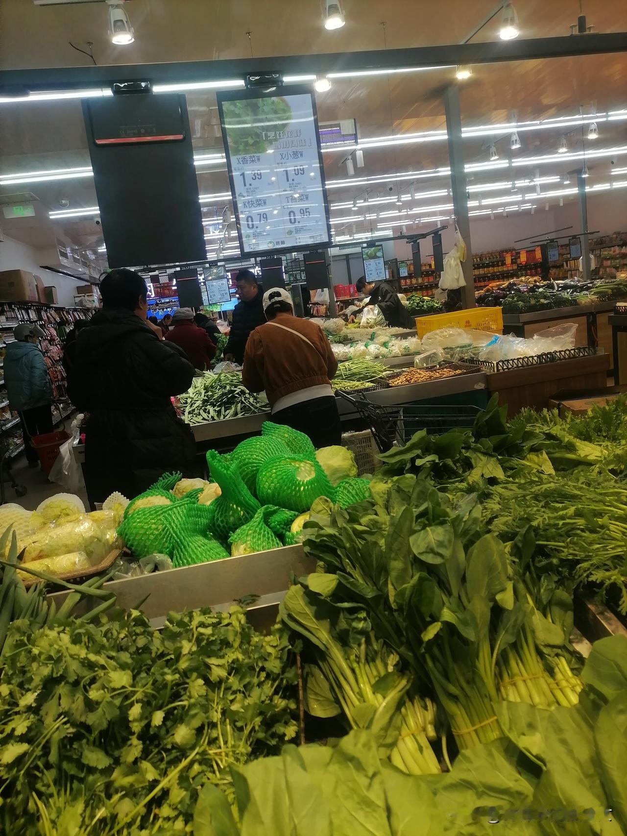 我买什么东西都会问我老公，他要是同意了我就高高兴兴的买，他要是不同意我就气呼呼的