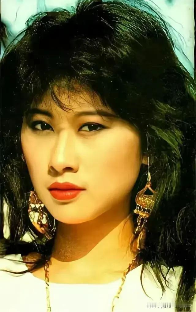 叶倩文是第三者？是真的嘛？？真不敢相信：叶倩文，有才华，唱歌演戏样样通，要啥又啥