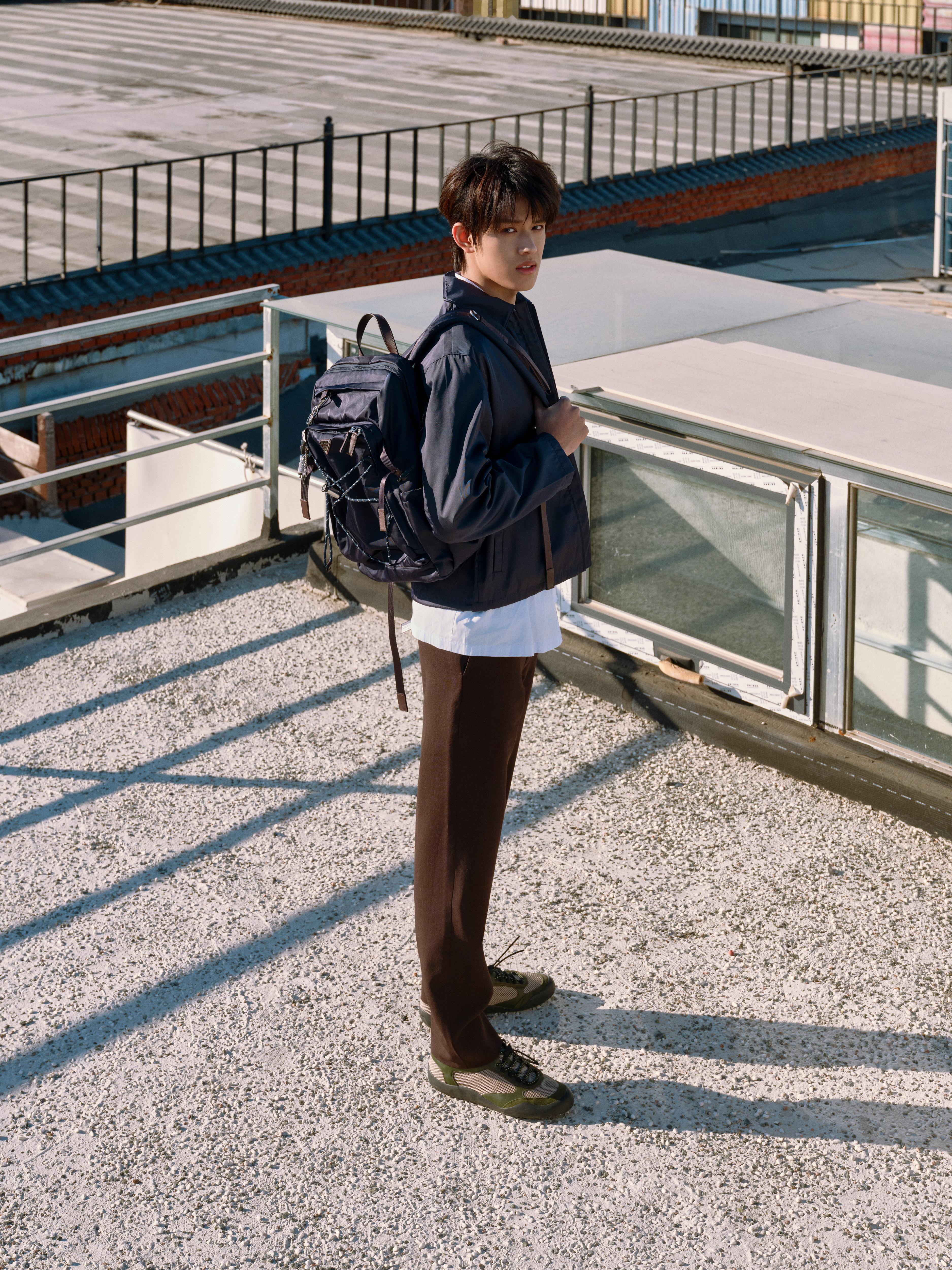 张极 × PRADA 2026 F/W 全套 Look 展示，PRADA Boy