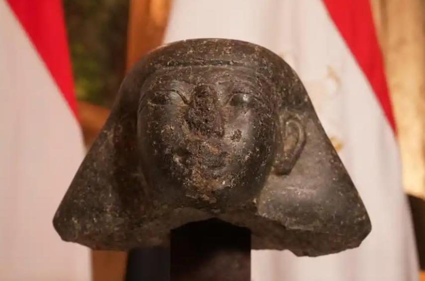 荷兰主动归还文物，这件事做得漂亮，给一些西方国家开了个好头！荷兰方面强调说：“不