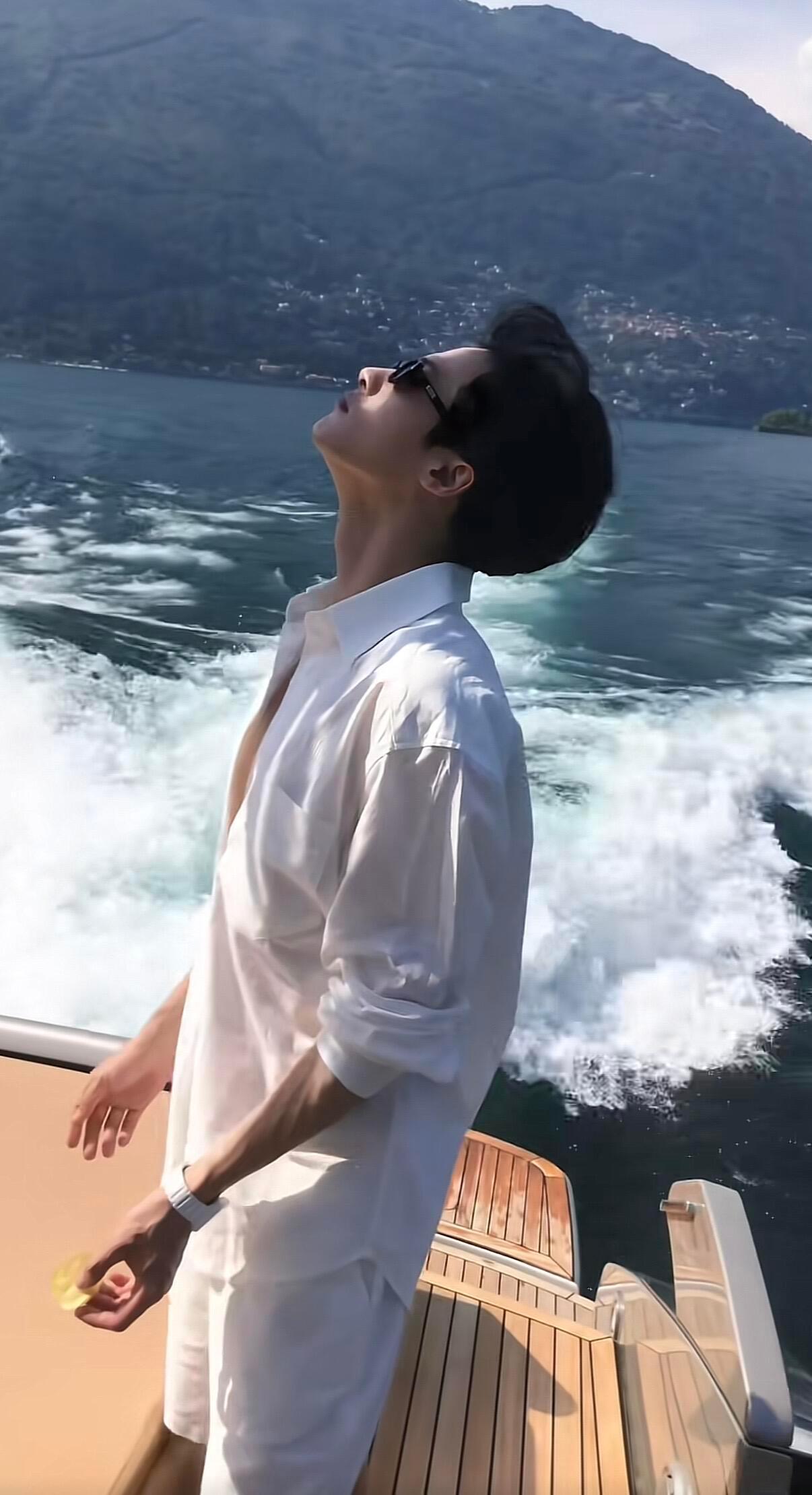檀健次 老公檀健次度假中🌊|檀健次旅行小青蛙  专栏 · 檀健次的旅行蛙