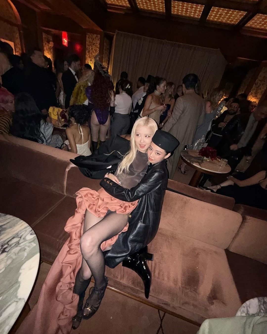 jennie & rosé ​​​
