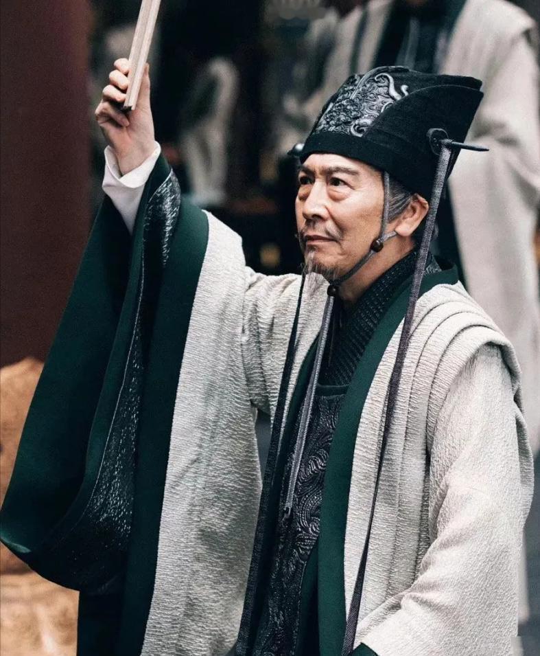 2007年，陈晓旭到了弥留之际，她让人联系前夫毕彦君，说自己想见毕彦君一面，可是