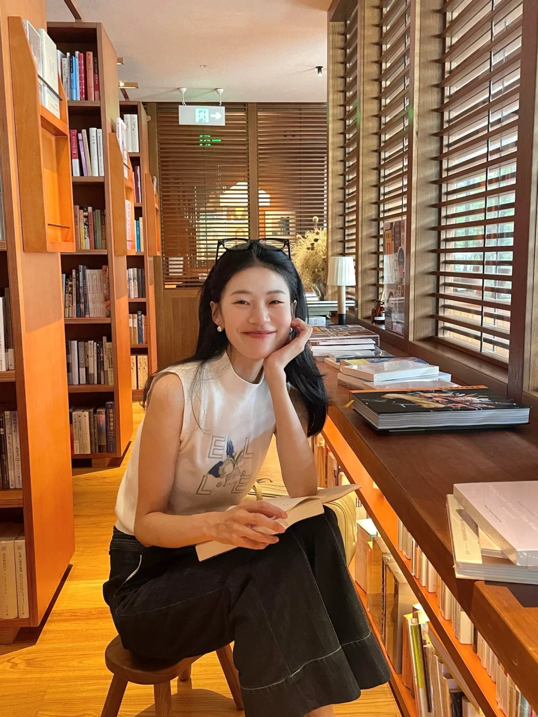 饮茶看书📕