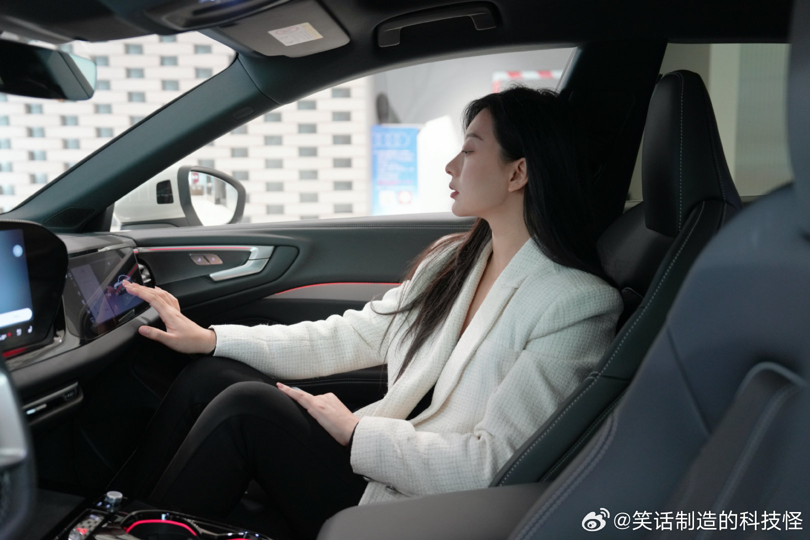 与奥迪驾享秘境 作为时尚旅游博主，工作属性让我想拥有一辆颜值与实力并存的“帅车”