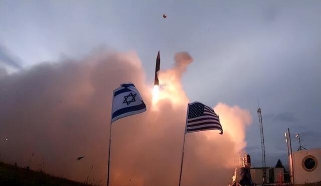 又尝苦果！特拉维夫遭袭现场惨不忍睹！以对加沙被炸滋味再次感同身受，推测伊朗使用新