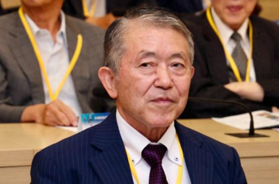 杀鸡儆猴！中国终于要出手了！12月15日，中国外交部宣布，对日本岩崎茂采取反制措