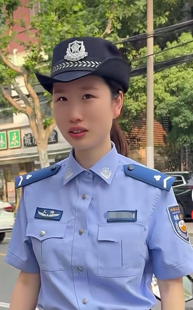 辅警是普通学历求职者眼中的“性价比天花板”！

辅警合同期限通常‌3年以上‌，优
