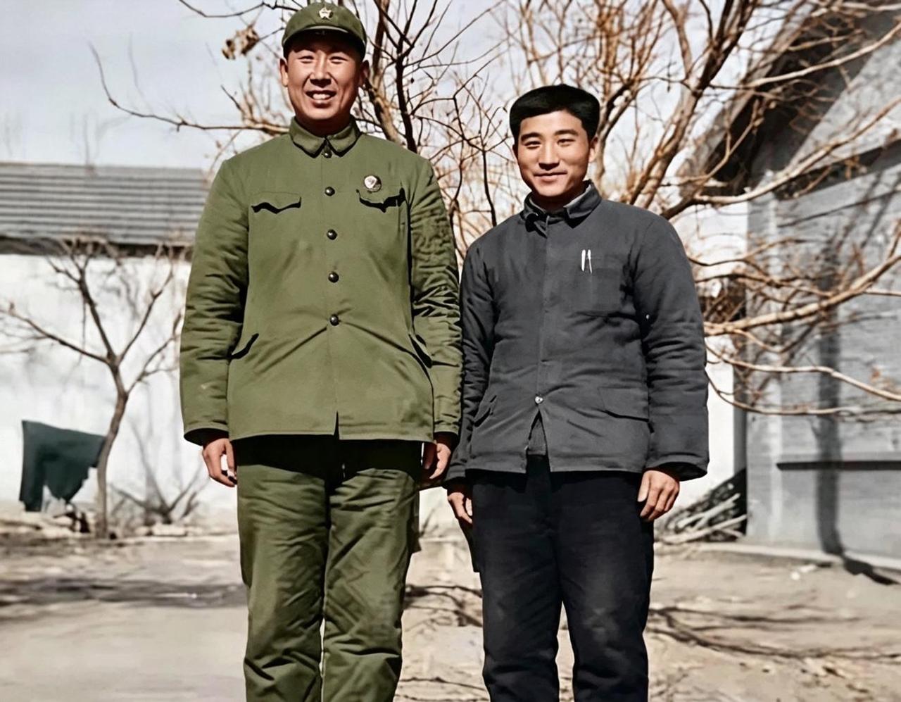 1969年，红旗渠总设计师、时任林县县委书记杨贵接到调令，即将赴洛阳工作。临行之