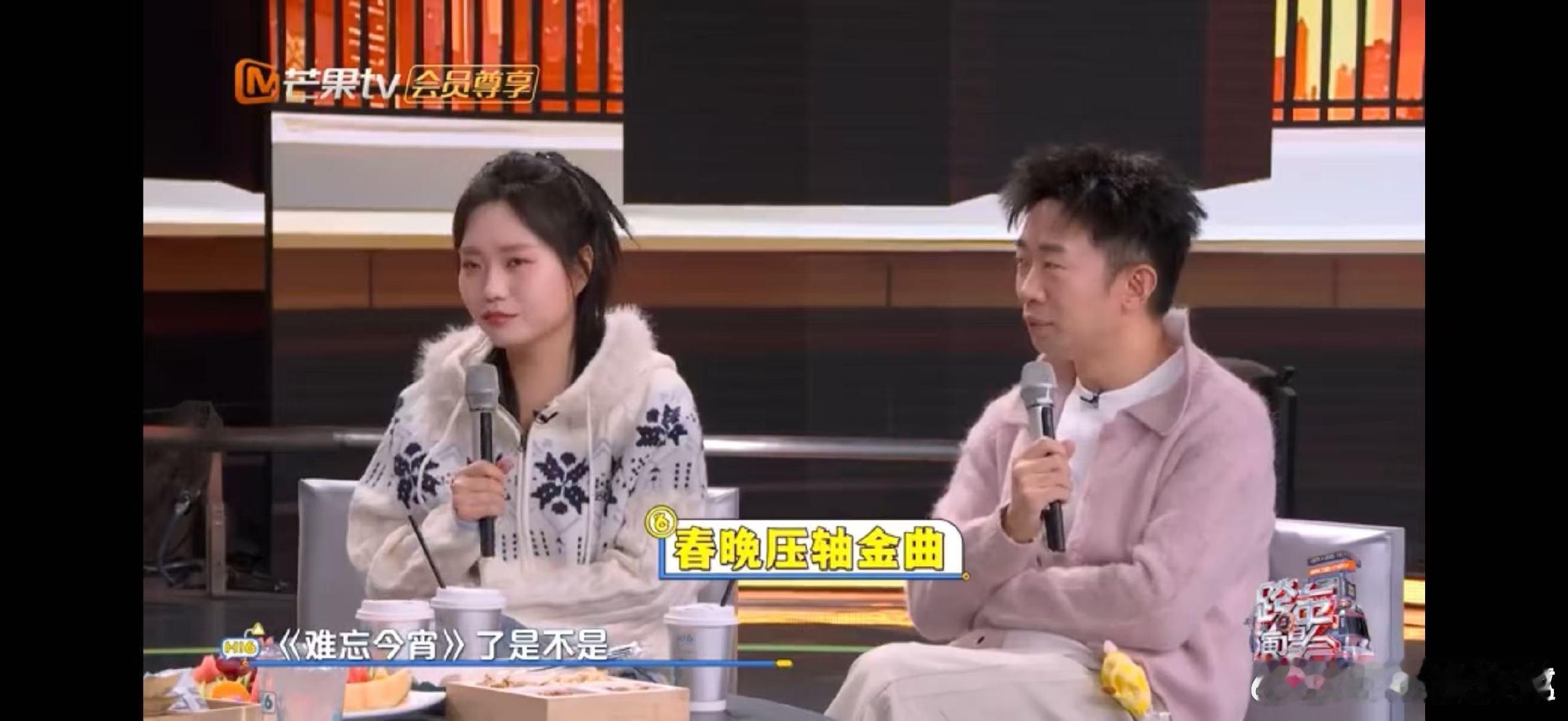 丁程鑫对春晚印象最深的是机器人转手绢 丁程鑫的春晚记忆太独特了！印象最深的居然是