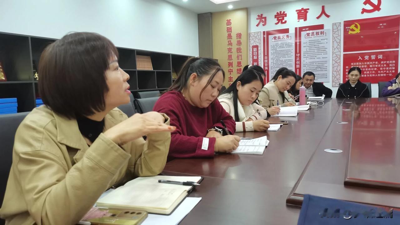 “凡人心险于山川，难于知天”。人心是复杂的，人性是难以揣测的。白居易也诗云：“试